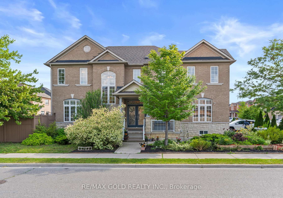 24-kootenay-place-brampton-ontario-w12280050