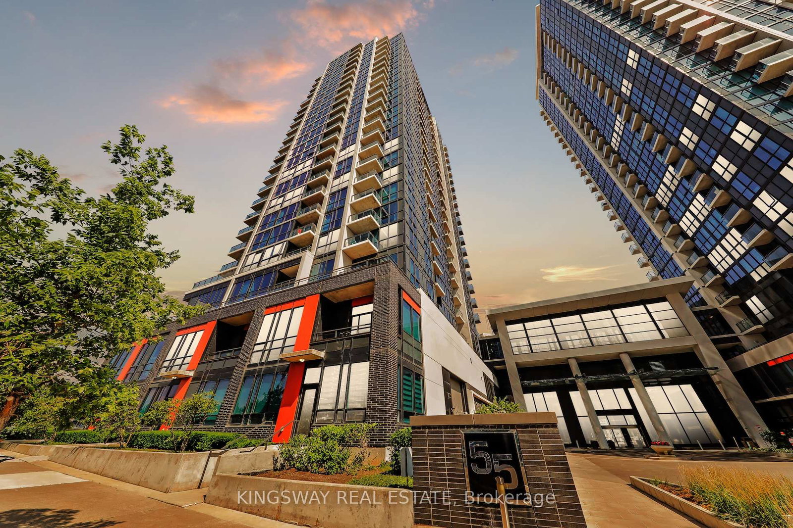 55-eglinton-avenue-w-w-mississauga-ontario-w12280052