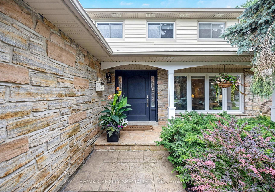 798-cabot-trail-milton-ontario-w12280087