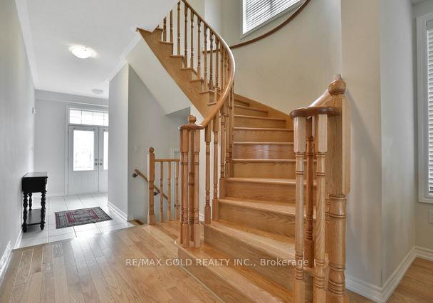 2457-quetico-crescent-oakville-ontario-w12281302
