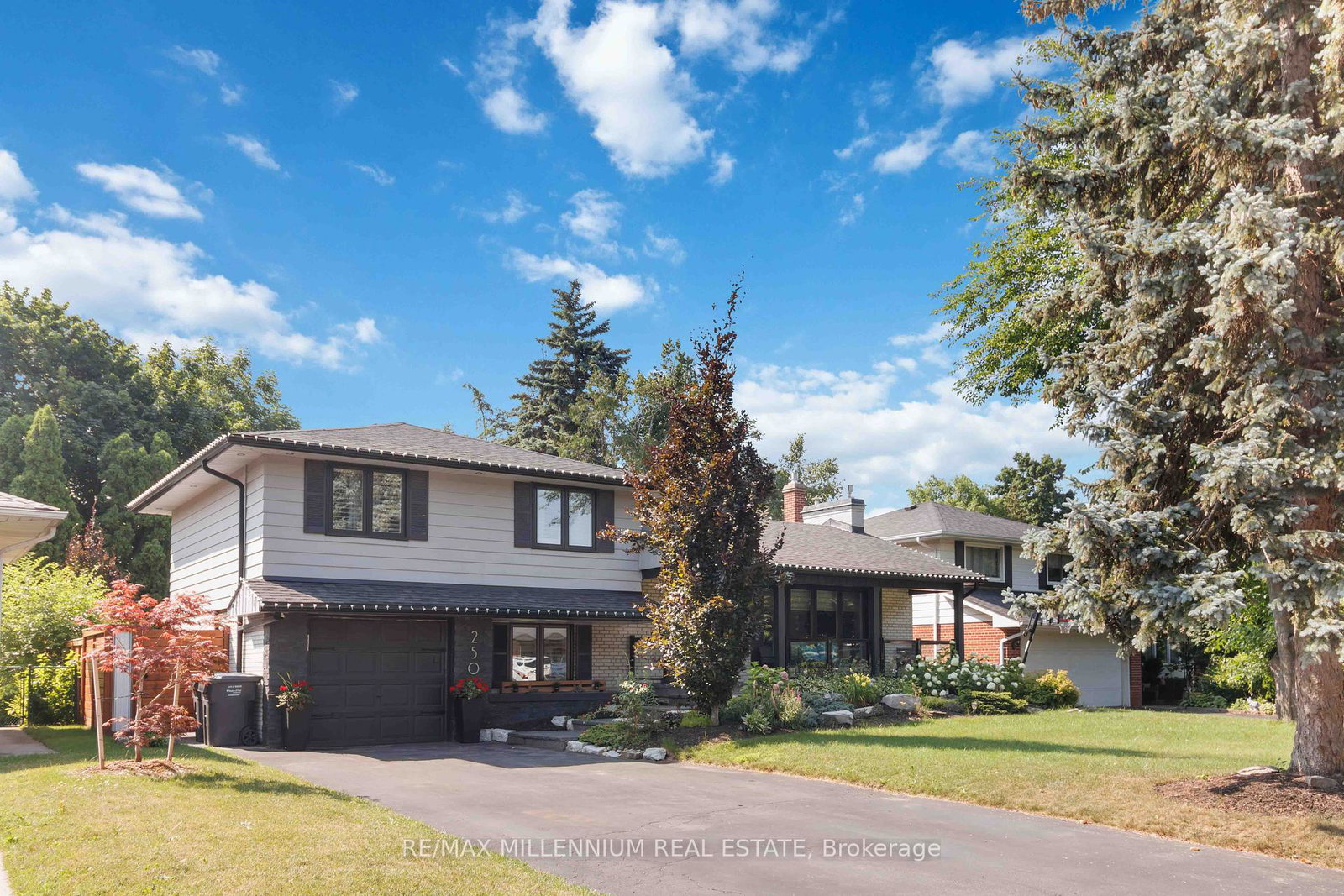 250-daphne-avenue-mississauga-ontario-w12282449