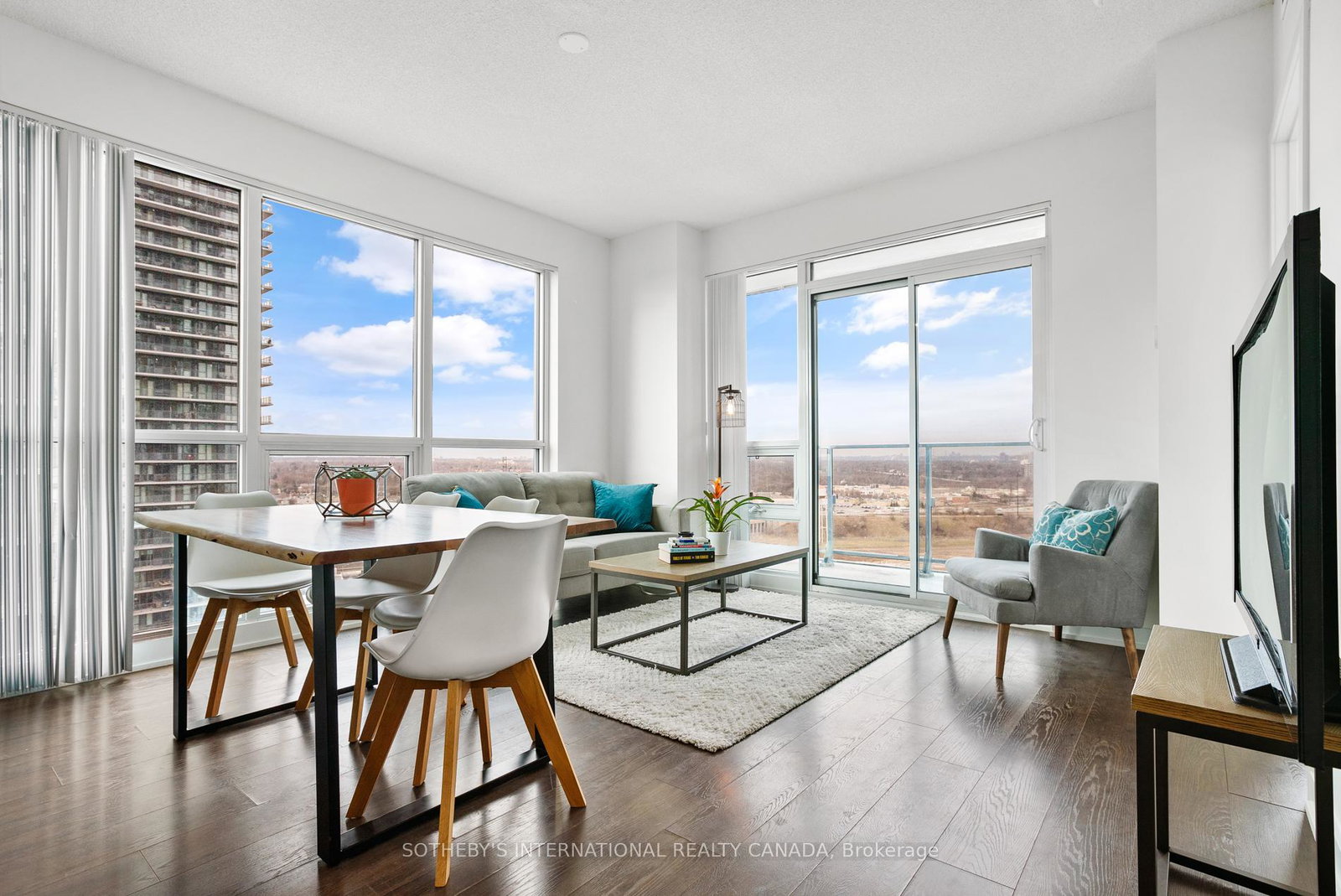 2212-lake-shore-boulevard-w-w-etobicoke-ontario-w12282490