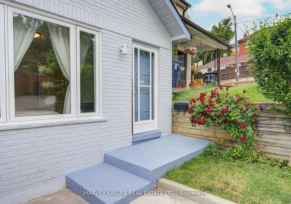 408-silverthorn-avenue-toronto-ontario-w12282637