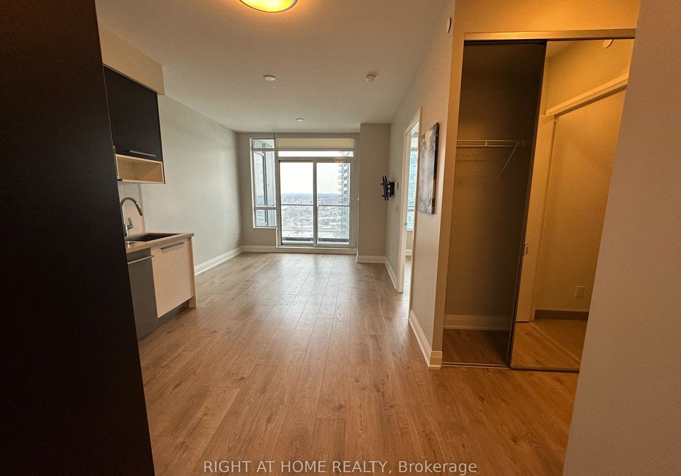 36-park-lawn-road-etobicoke-ontario-w12283191