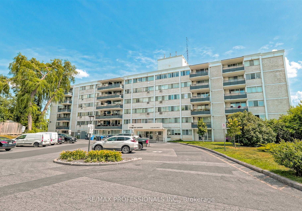 11-neilson-drive-etobicoke-ontario-w12283195