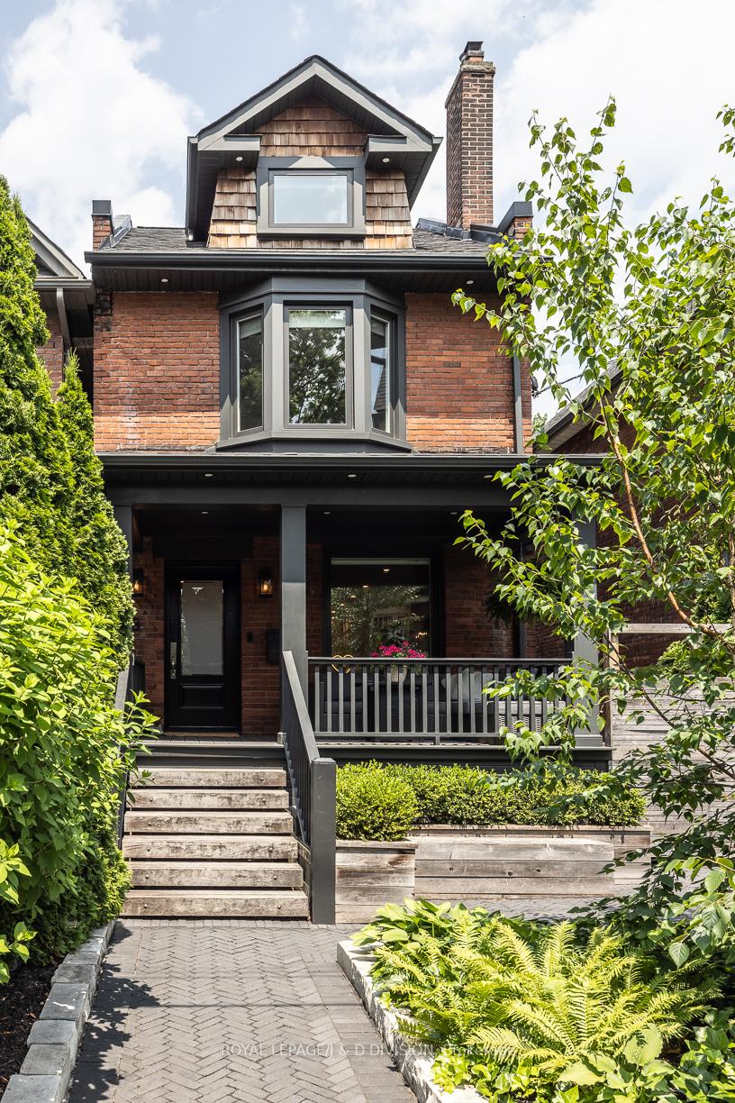 8-geoffrey-street-toronto-ontario-w12283249