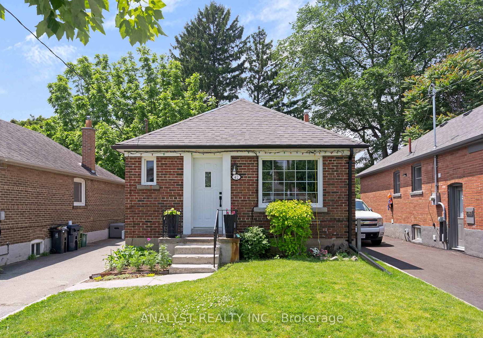 42-smithfield-drive-etobicoke-ontario-w12283369