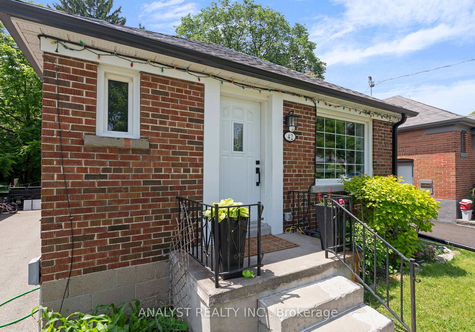 42-smithfield-drive-etobicoke-ontario-w12283369