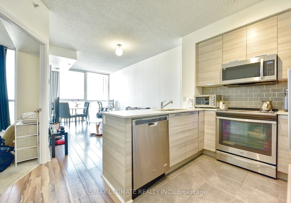 55-eglinton-avenue-w-w-mississauga-ontario-w12283493