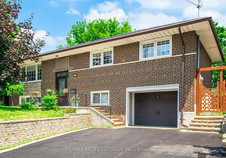 1549-royal-york-road-etobicoke-ontario-w12283627
