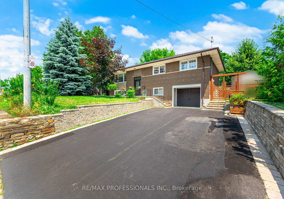 1549-royal-york-road-etobicoke-ontario-w12283627