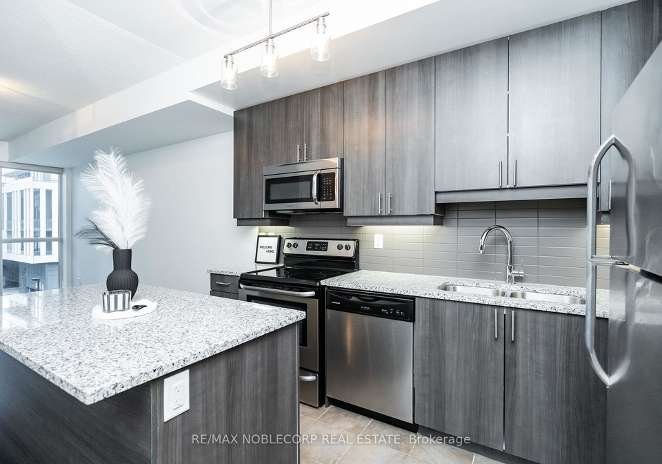 1185-the-queensway-avenue-etobicoke-ontario-w12283666