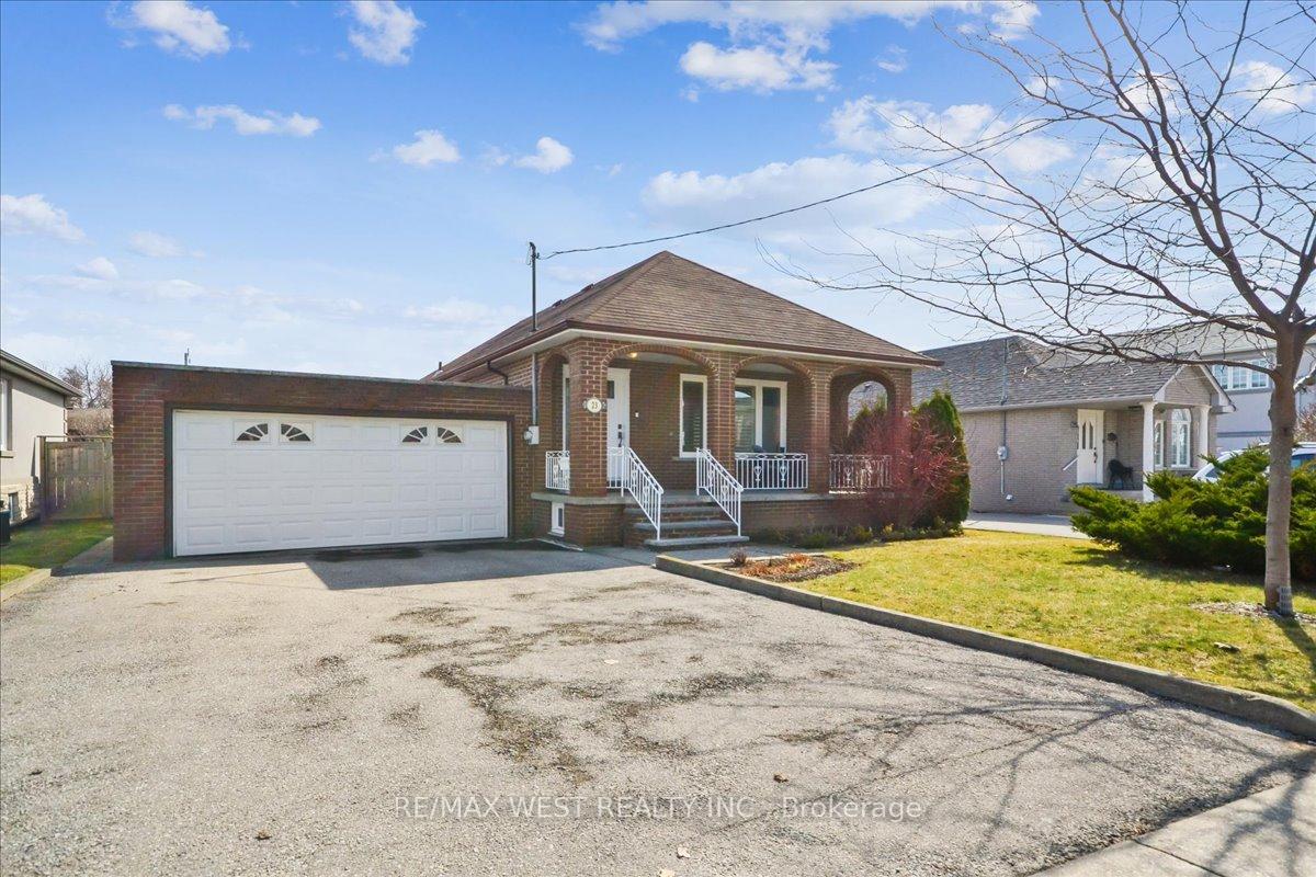 23-nash-drive-york-ontario-w12283780