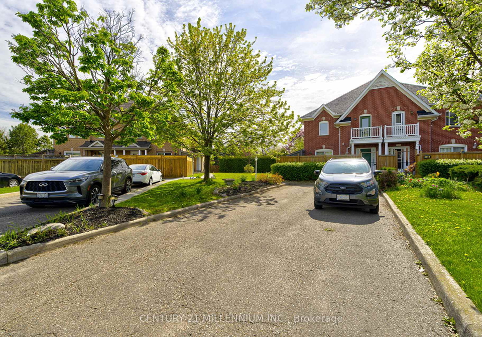 180-pressed-brick-drive-brampton-ontario-w12283815
