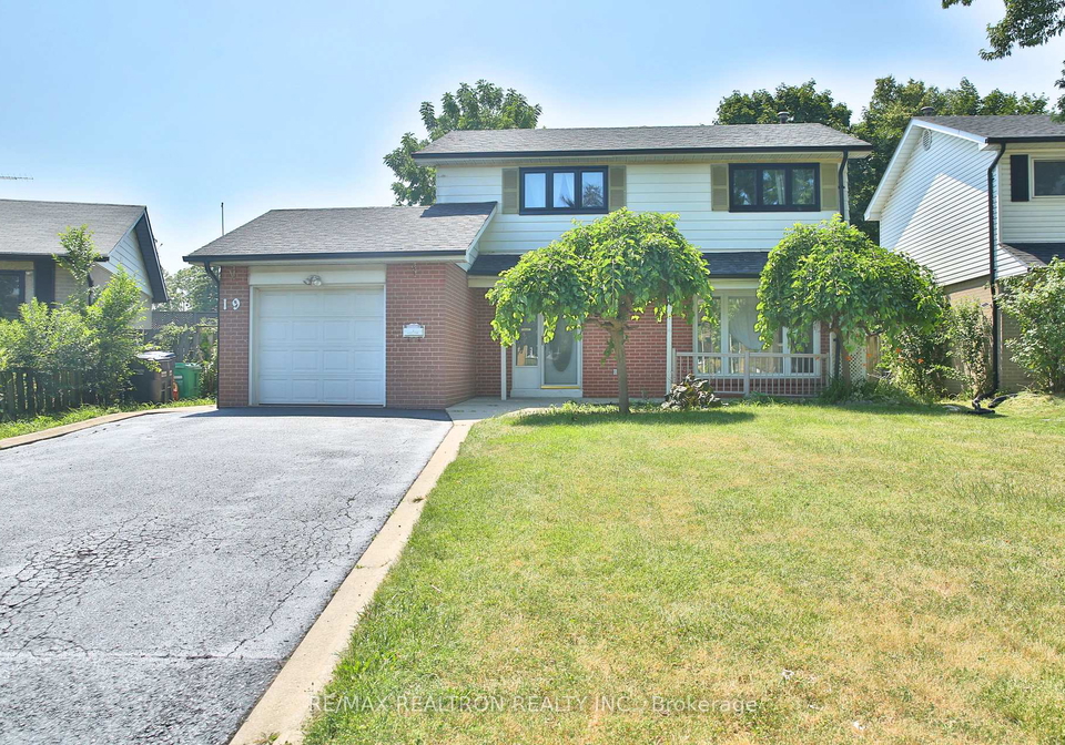 19-windermere-court-sw-sw-brampton-ontario-w12283852