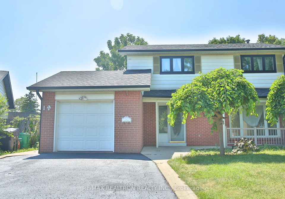 19-windermere-court-sw-sw-brampton-ontario-w12283852