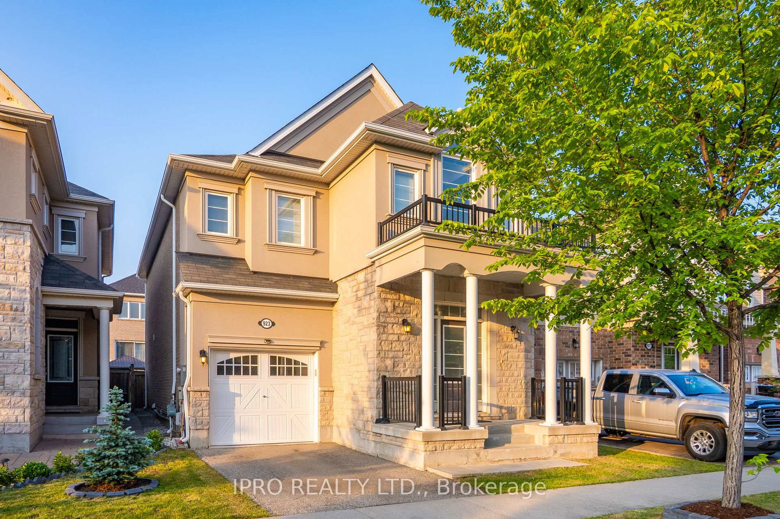 923-penson-crescent-milton-ontario-w12283863