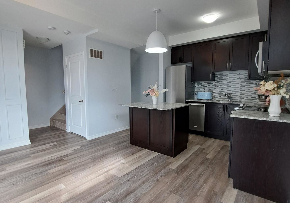 26-fieldway-road-etobicoke-ontario-w12283967