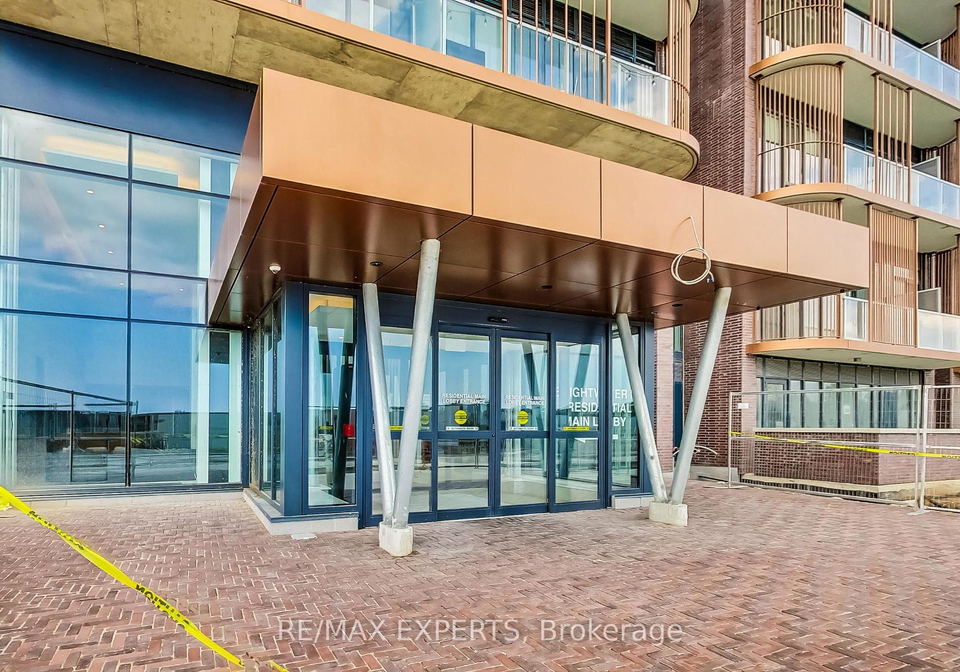 220-missinihe-way-mississauga-ontario-w12284055