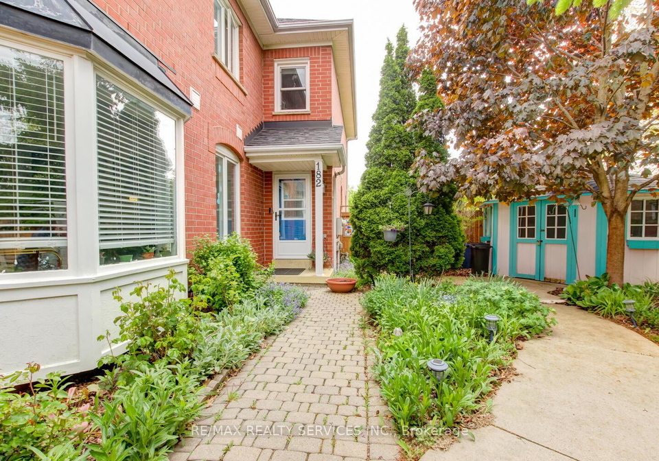 182-pressed-brick-drive-brampton-ontario-w12284142