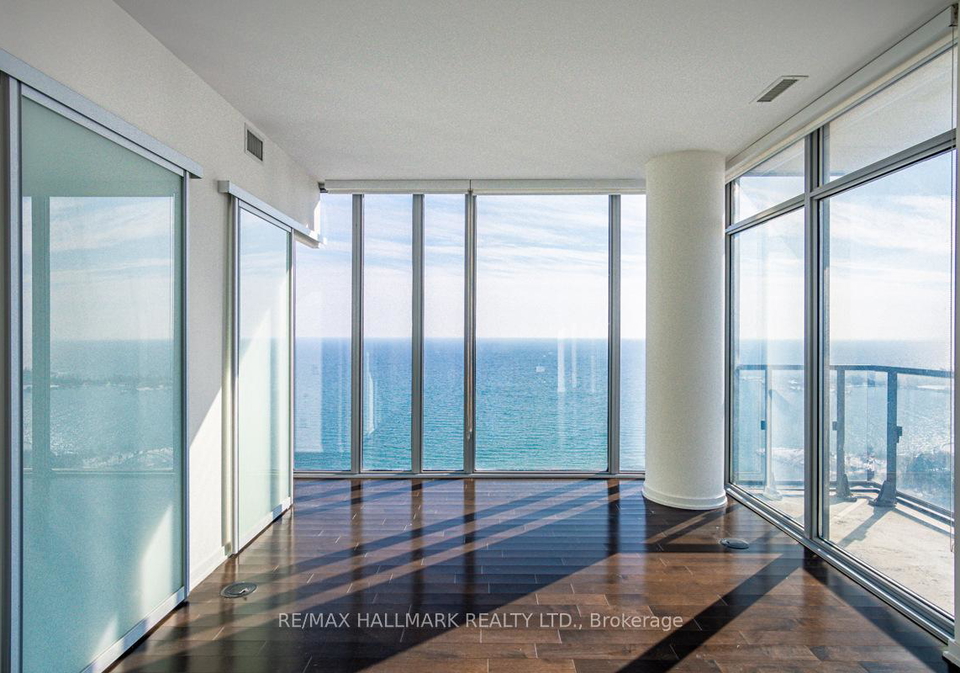 105-the-queensway-na-toronto-ontario-w12284327