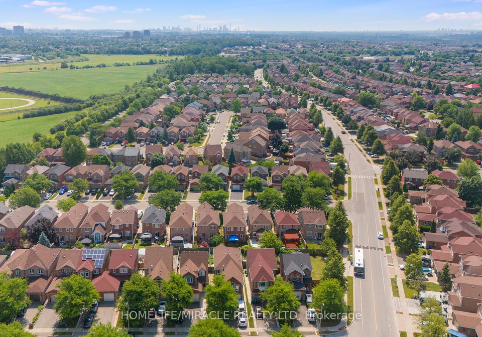9-sunley-crescent-brampton-ontario-w12284413