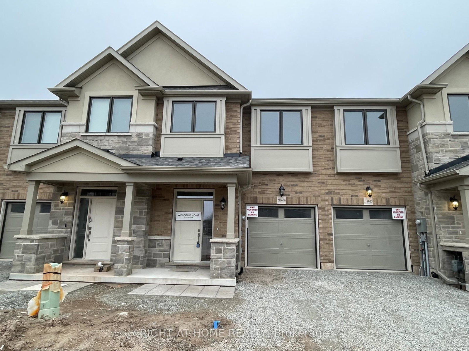 2184-postmaster-drive-oakville-ontario-w12284476