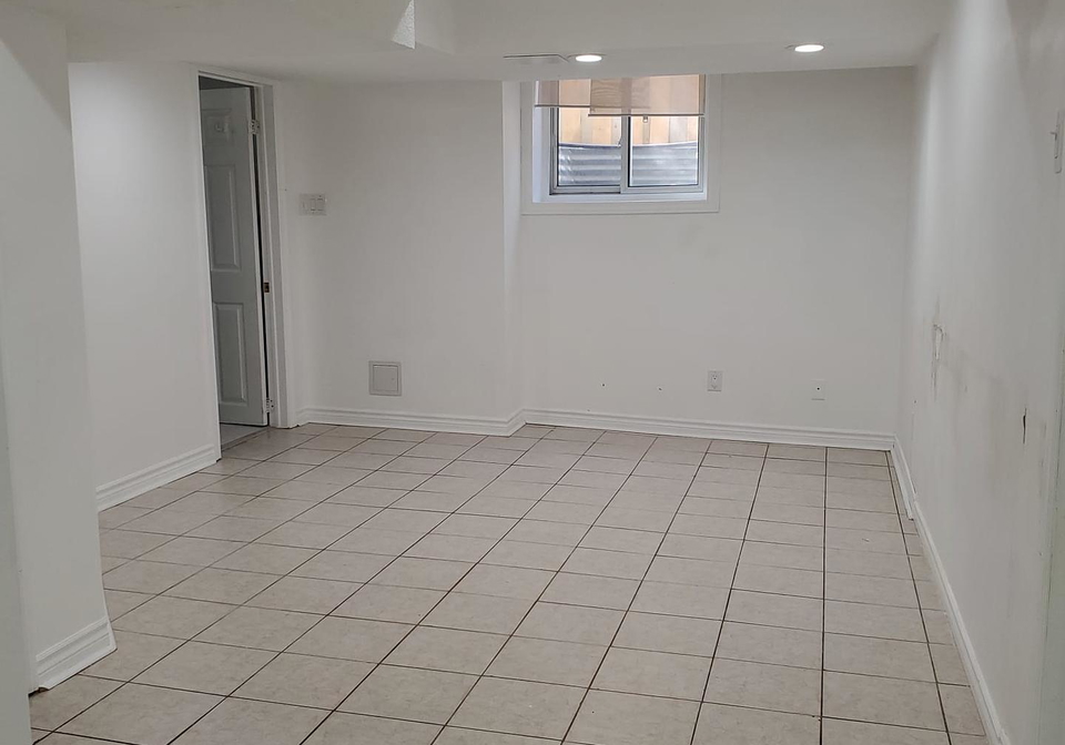 5496-heatherleigh-avenue-mississauga-ontario-w12284831