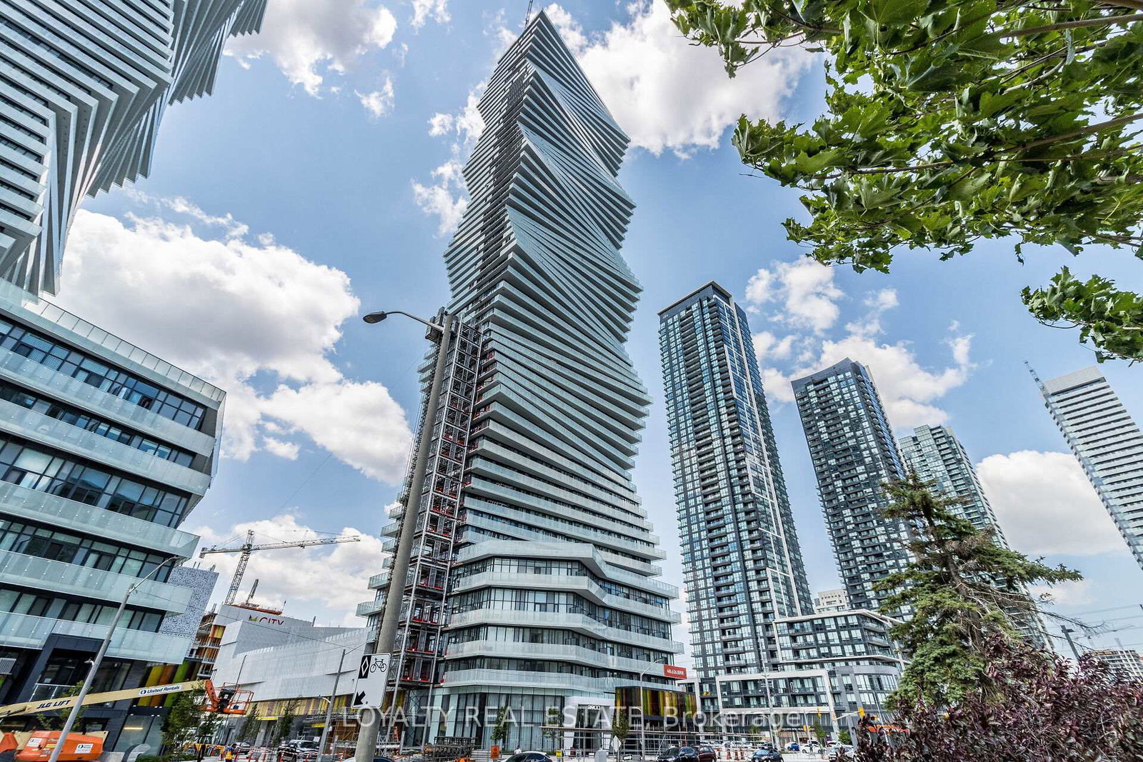 3900-confederation-parkway-mississauga-ontario-w12284963