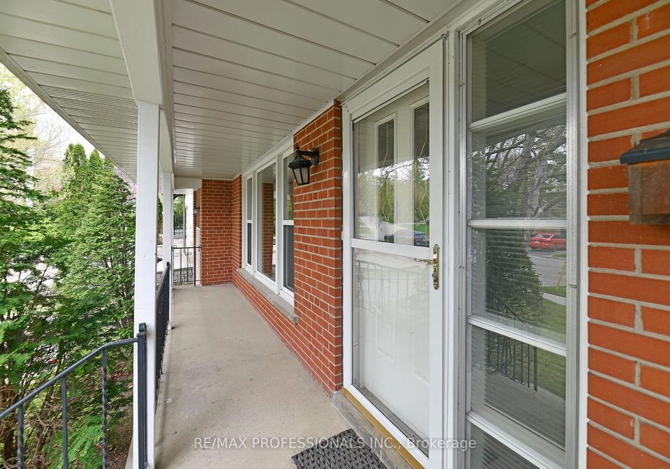 40-westmount-park-road-etobicoke-ontario-w12285234