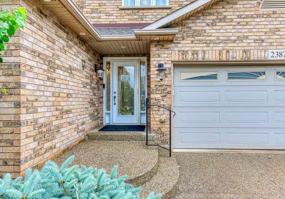 2387-heslop-street-burlington-ontario-w12285400