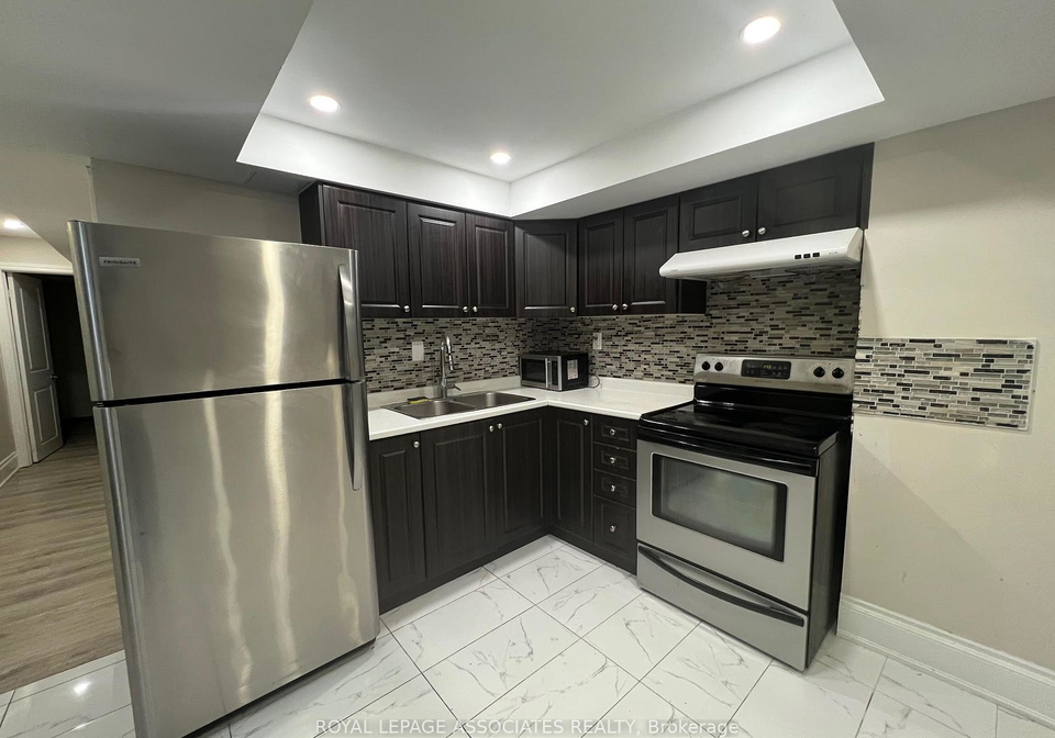 7-saint-dennis-road-brampton-ontario-w12285430