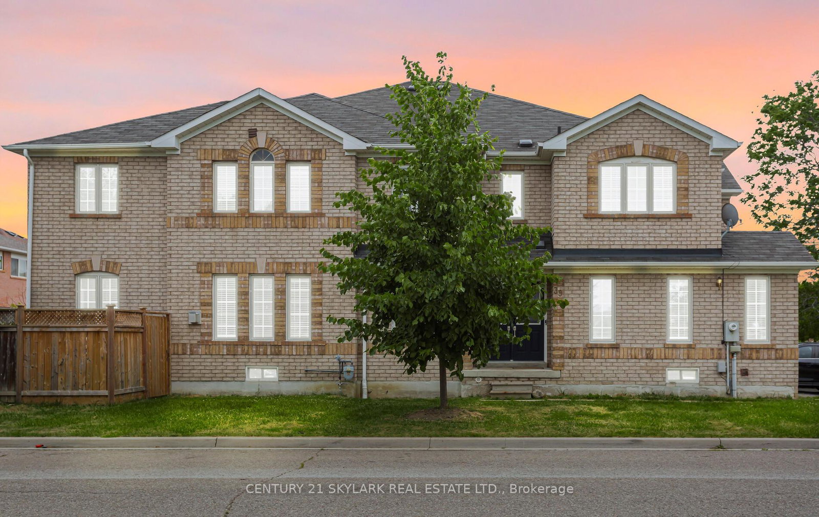 39-baha-crescent-brampton-ontario-w12285464