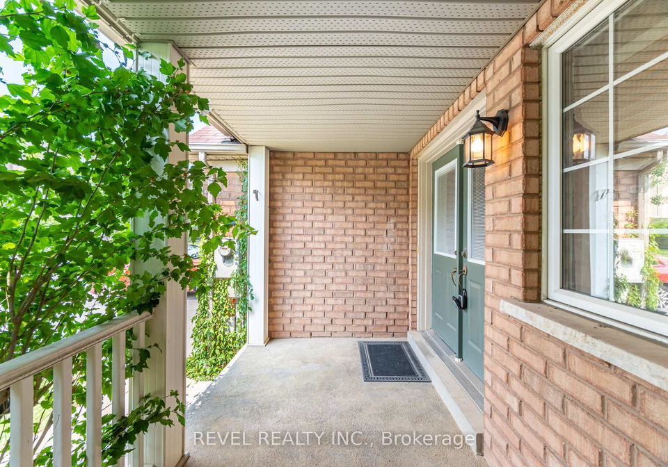 228-hampshire-way-milton-ontario-w12285579