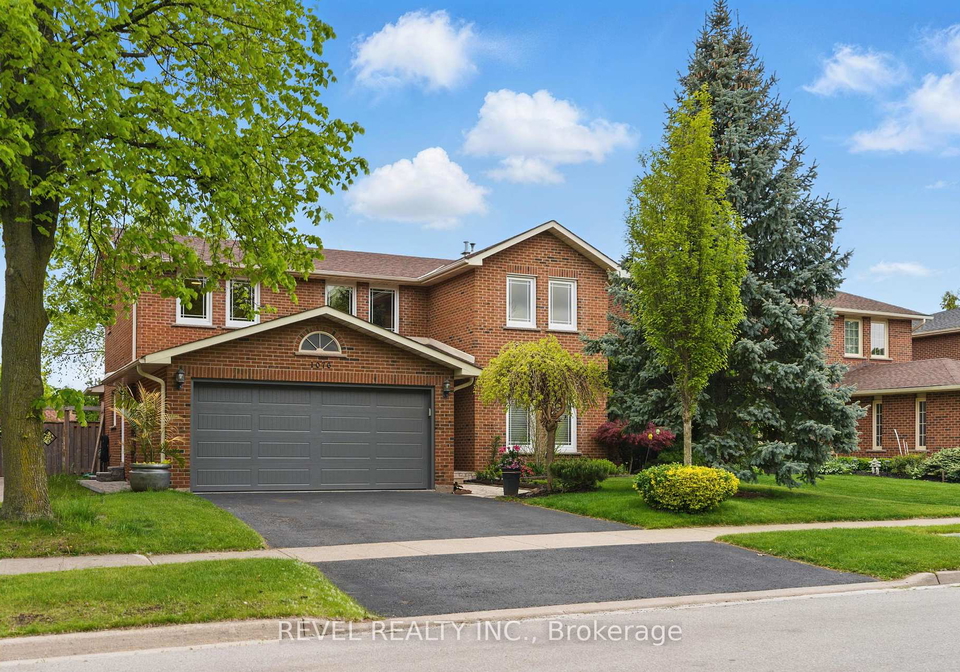 1076-roxborough-drive-oakville-ontario-w12285652