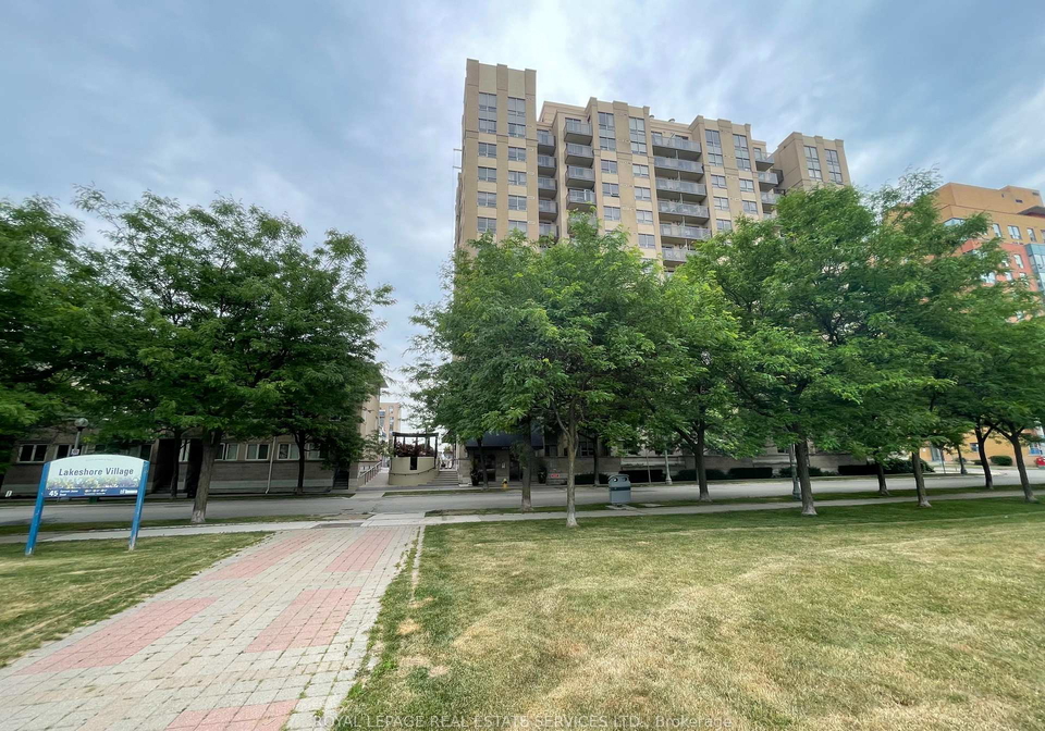 4-elsinore-path-etobicoke-ontario-w12285664