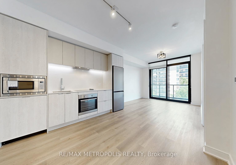 86-dundas-street-e-e-mississauga-ontario-w12285889