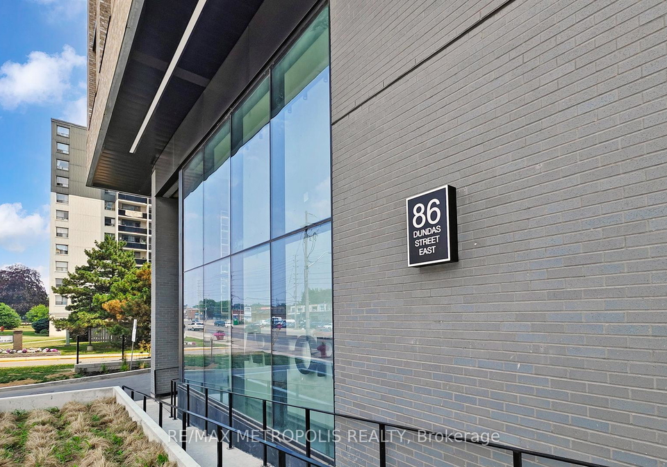 86-dundas-street-e-e-mississauga-ontario-w12285889