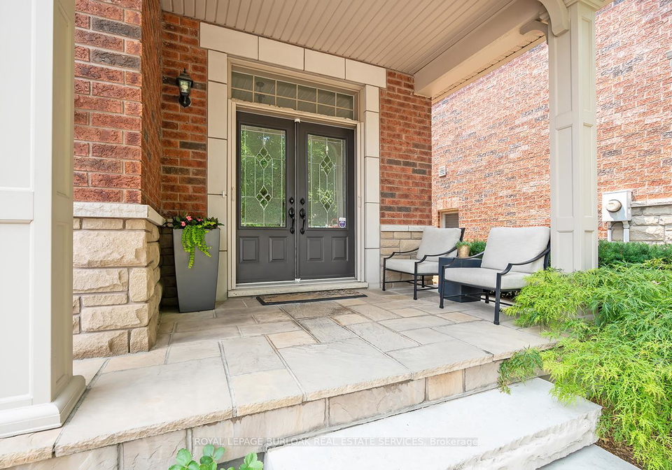 2326-kwinter-road-oakville-ontario-w12285910