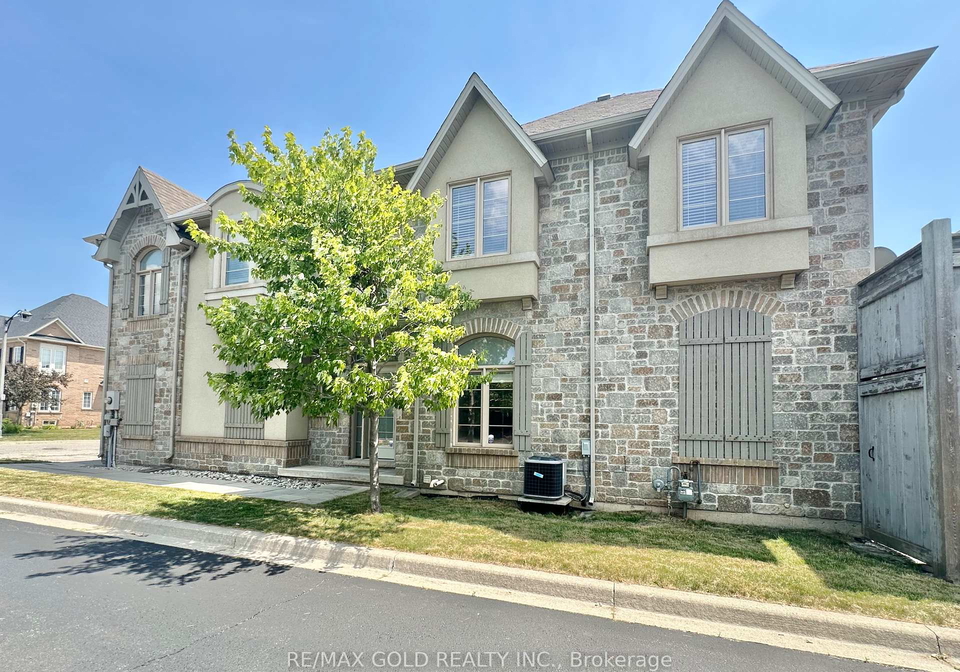 2317-stone-glen-crescent-oakville-ontario-w12285939