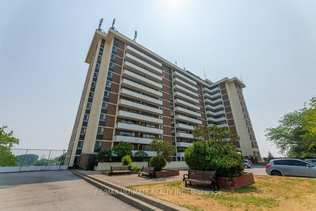 541-blackthorn-avenue-toronto-ontario-w12286023