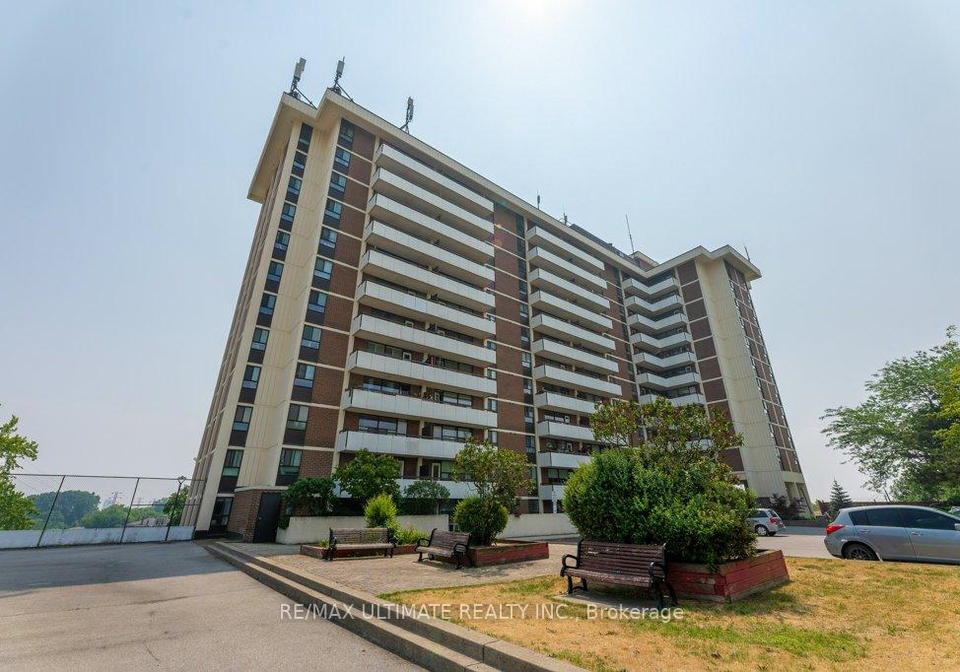 541-blackthorn-avenue-toronto-ontario-w12286023