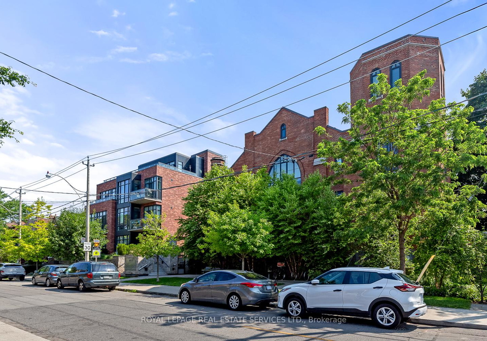 243-perth-avenue-toronto-ontario-w12286039