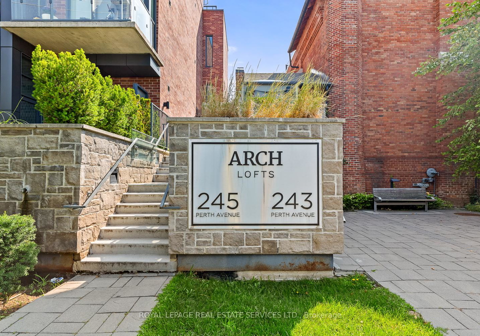 243-perth-avenue-toronto-ontario-w12286039