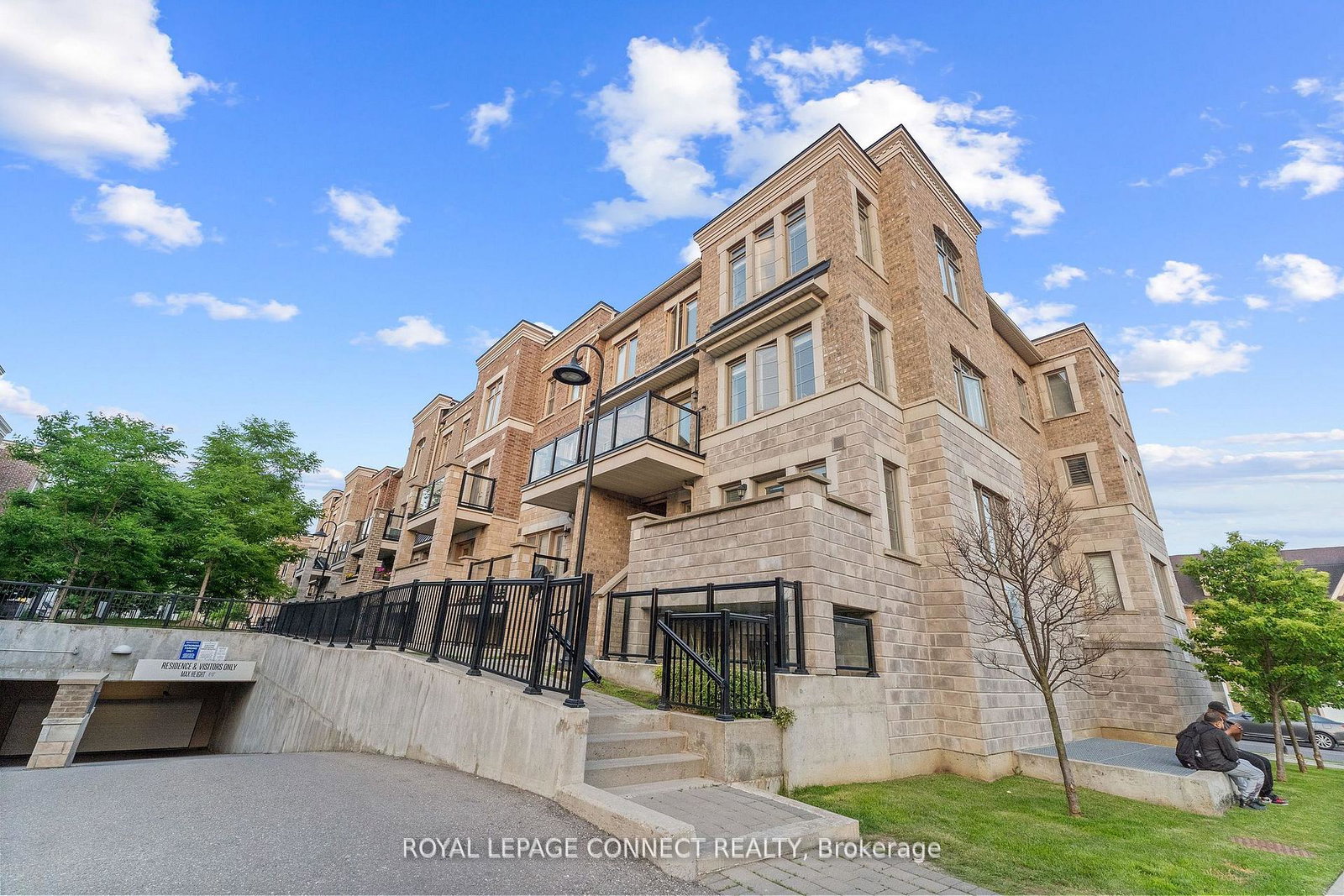 80-parrotta-drive-york-ontario-w12286305
