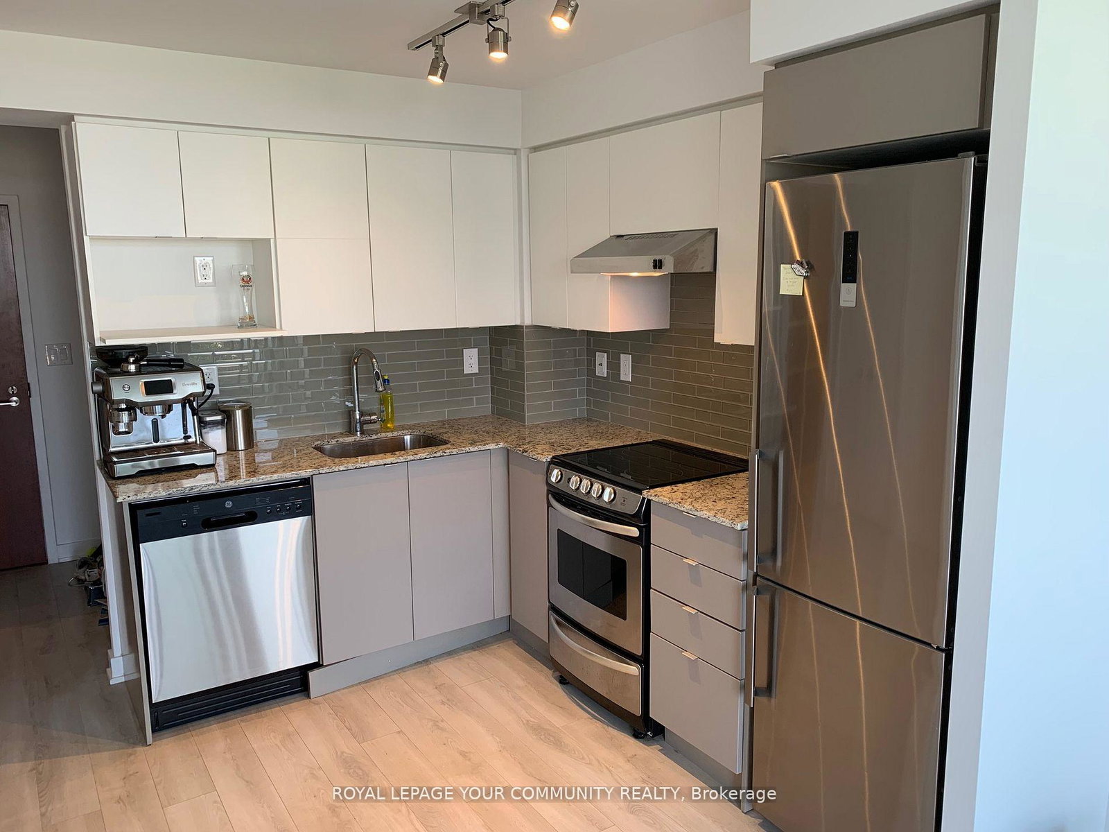 160-flemington-road-north-york-ontario-w12286622