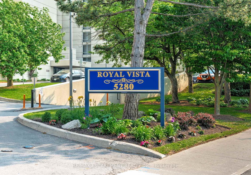 5280-lakeshore-road-burlington-ontario-w12286669