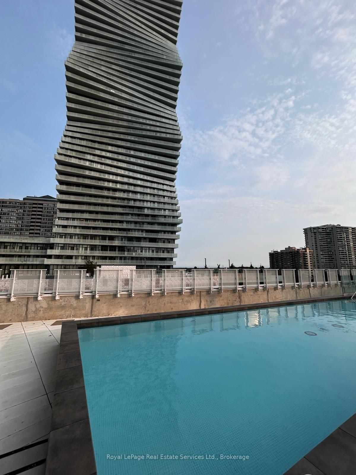 3900-confederation-parkway-w-w-mississauga-ontario-w12286759