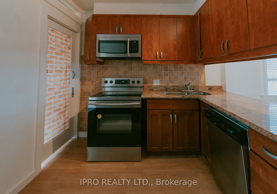 183-livingstone-avenue-w-w-north-york-ontario-w12286926