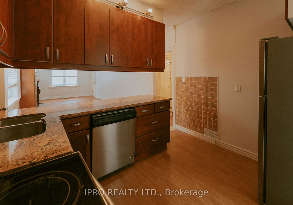 183-livingstone-avenue-w-w-north-york-ontario-w12286926
